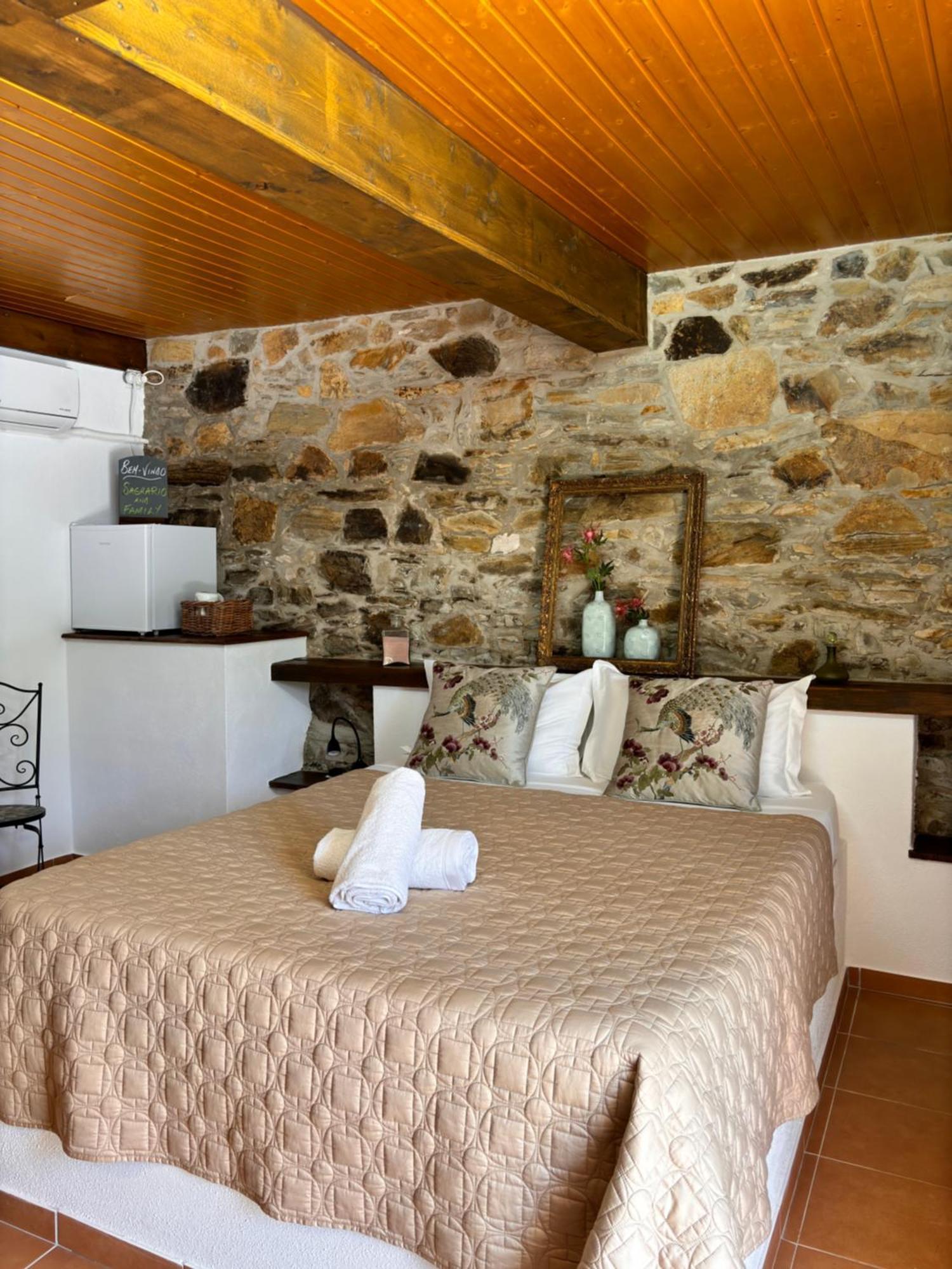 Bed and Breakfast Casa Da Oliveira Педроган-Гранди Экстерьер фото